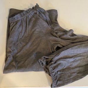 Long sleeve grey cotton shirt